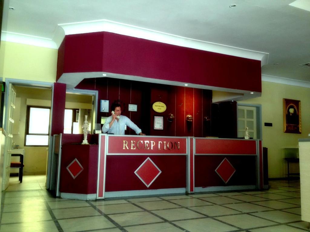 Hotel Santur Kusadası Extérieur photo