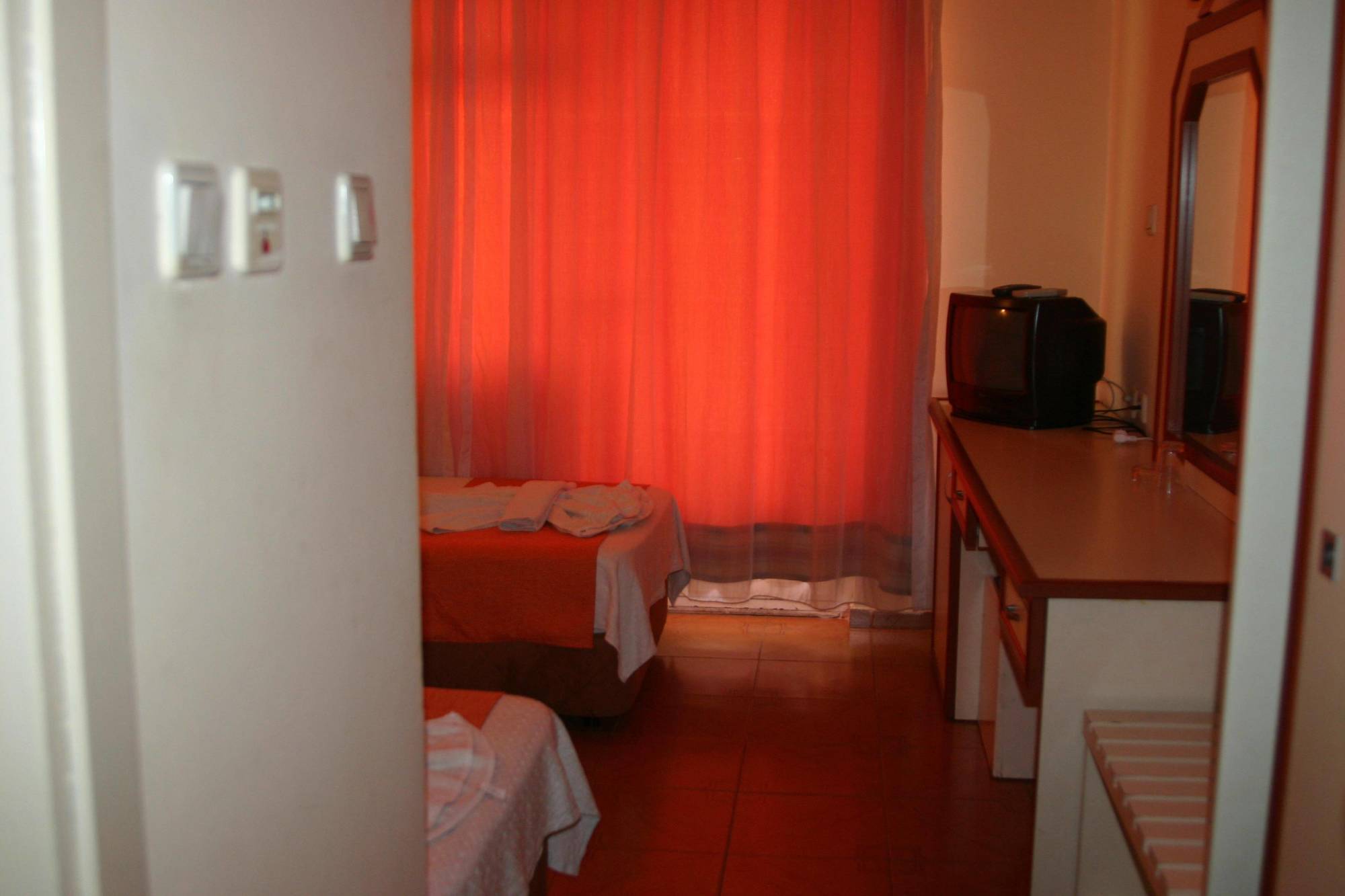 Hotel Santur Kusadası Extérieur photo