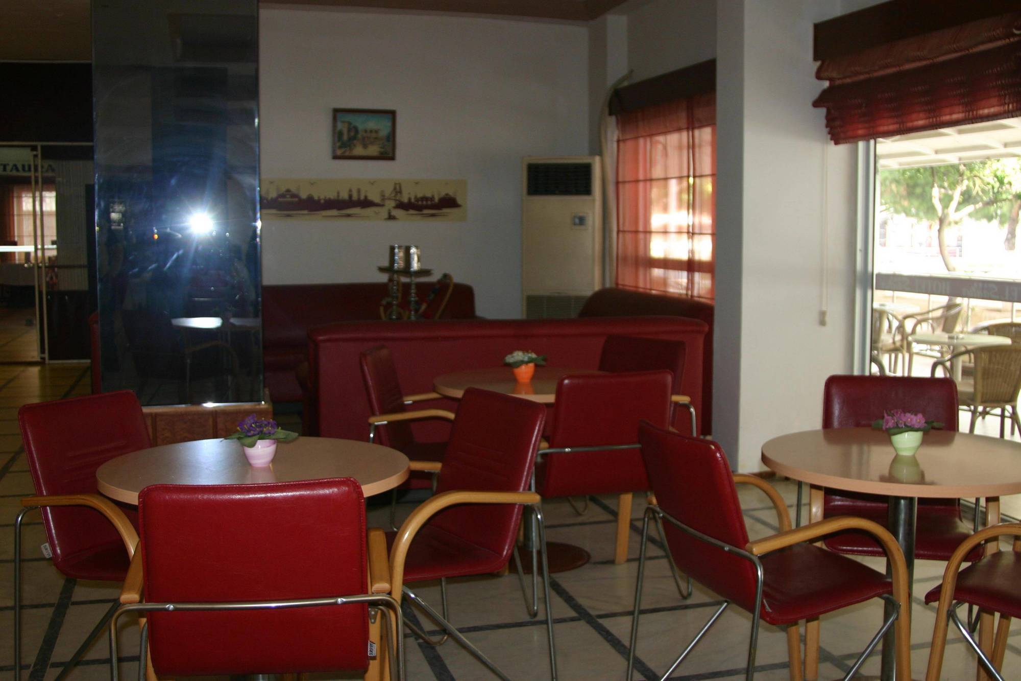 Hotel Santur Kusadası Extérieur photo